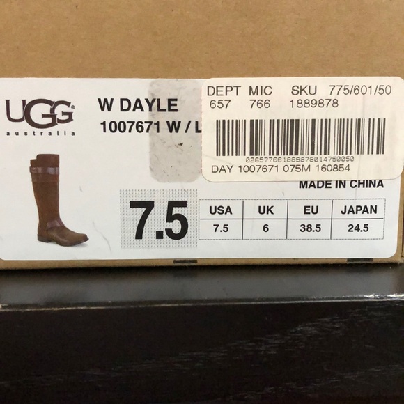 UGG Dayle Tall Boots - Picture 8 of 10